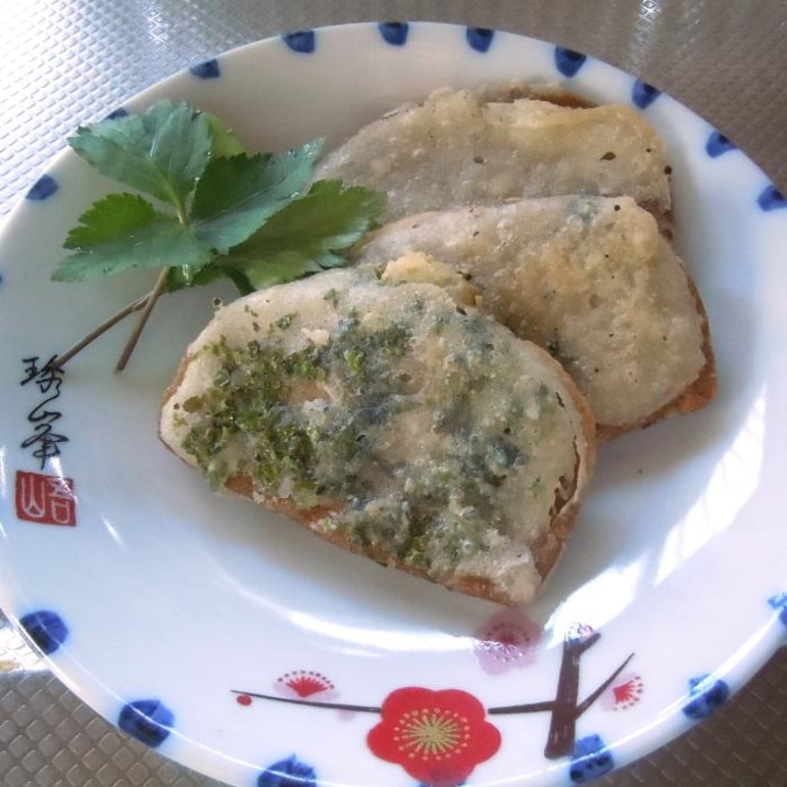 焼津の特産 黒はんぺんで磯部風